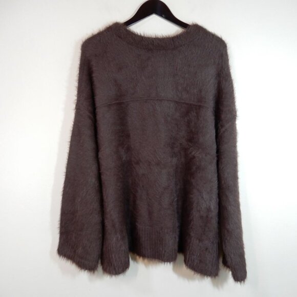 Free People Harrison Bunny Crew Fuzzy SWEATER Size L Mocha Brown Slouchy NEW - Picture 9 of 14